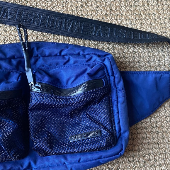 Steve Madden Men's Belt Bag in Deep Blue - Picture 5 of 7